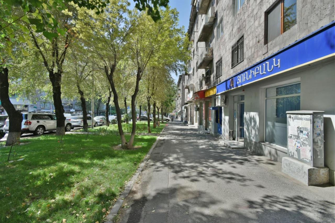 Cozy Apartment Near To The Metro H Kochar 19 Yerevan Luaran gambar